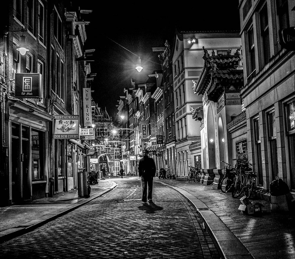 Kerstavond op de zeedijk in Amsterdam